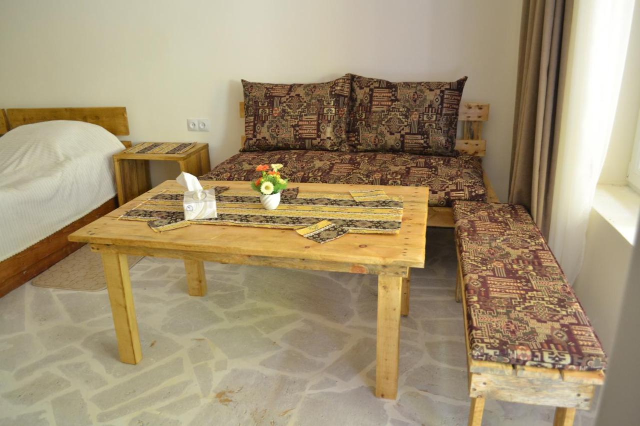 Bjnihouse, Guest House Zewnętrze zdjęcie