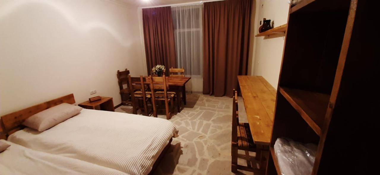 Bjnihouse, Guest House Zewnętrze zdjęcie